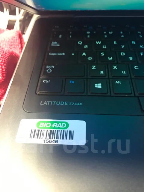 Dell Latitude E7440. 14", 2,1����, ��� 8 ��, ���� 128���, WiFi: 1, Bluetooth: 1, ����������� �� 4��. ����