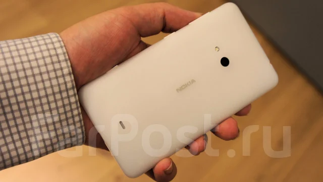 Nokia Lumia 625. ����� ����