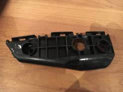 Крепление бампера. Toyota Corolla, ZRE152 Toyota Auris, NZE154, NDE150, NZE151, ADE157, NZE154H, NZE151H, ADE150, ZZE150, ZRE151, ZRE154, ZRE152 Двига...