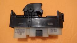 Кнопка стеклоподъемника. Toyota Corolla, ZZE122 Toyota Corolla Fielder, NZE124, ZZE124, ZZE123, ZZE122, CE121, NZE120, NZE121 Toyota Allex, NZE121, NZ...