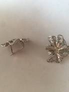 Серьги.