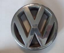 Эмблема решетки. Volkswagen Bora Volkswagen Golf, 1J1, 1J5 Двигатели: AEE, AEG, AEH, AFP, AGN, AGP, AGR, AGU, AGZ, AHF, AHW, AJM, AKL, AKQ, ALH, AMM...