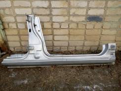 Порог пластиковый. Nissan Presage, VU30