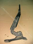 Крепление капота. Honda Civic, FD1, FD2, FD3, DBA-FD2, ABA-FD2, DBA-FD1, ABAFD2, DBAFD1, DBAFD2 Двигатель R18A