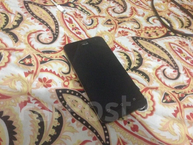 Asus ZenFone 2 ze500cl. �/� ����