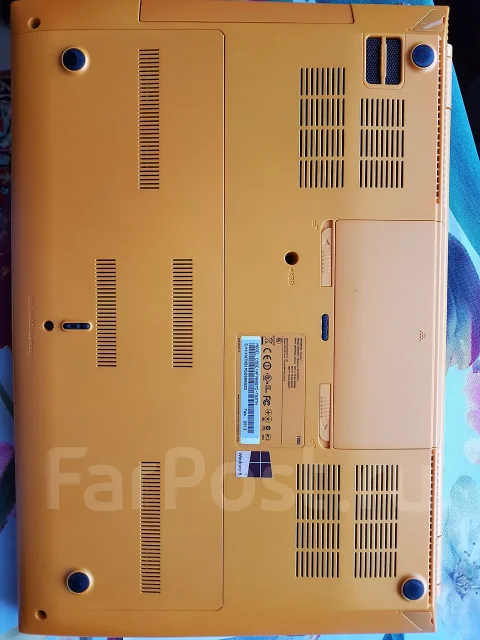 Samsung 700G7C-T02. 17.3", 2,4����, ��� 8 ��, ���� 1 000���, WiFi: 1, Bluetooth: 1, ����������� �� 4��. ����
