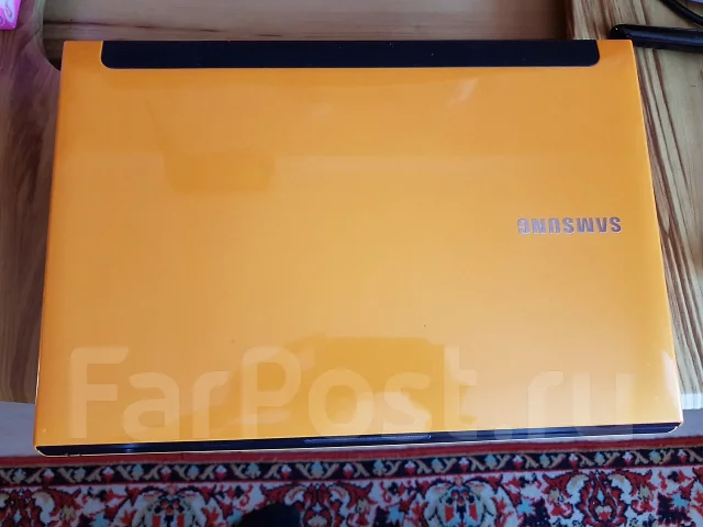 Samsung 700G7C-T02. 17.3", 2,4����, ��� 8 ��, ���� 1 000���, WiFi: 1, Bluetooth: 1, ����������� �� 4��. ����