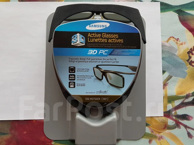 Samsung 700G7C-T02. 17.3", 2,4����, ��� 8 ��, ���� 1 000���, WiFi: 1, Bluetooth: 1, ����������� �� 4��. ����