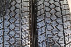 Toyo M917. Зимние, без шипов, износ: 5%, 2 шт