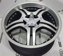 PDW Wheels. 8.0x18, 5x105.00, 5x114.30, ET35, ЦО 73,1 мм.