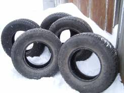Goodyear UltraGrip 500. Зимние, шипованные, износ: 10%, 4 шт