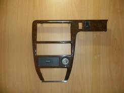 Консоль центральная. Toyota Cresta, JZX100, GX100, GX105 Toyota Mark II, GX105, JZX100, GX100 Toyota Chaser, GX100, JZX100, GX105 Двигатели: 1GFE, 1JZ...