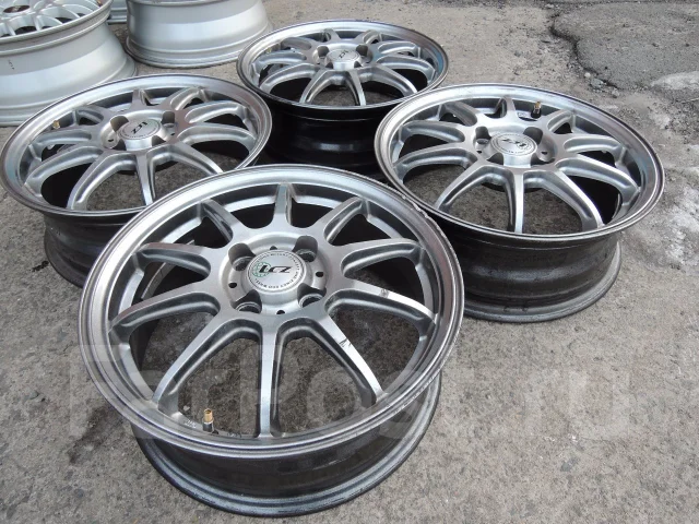 Cosmic ZR-7. 5.5x15", 4x100, ET45 ����