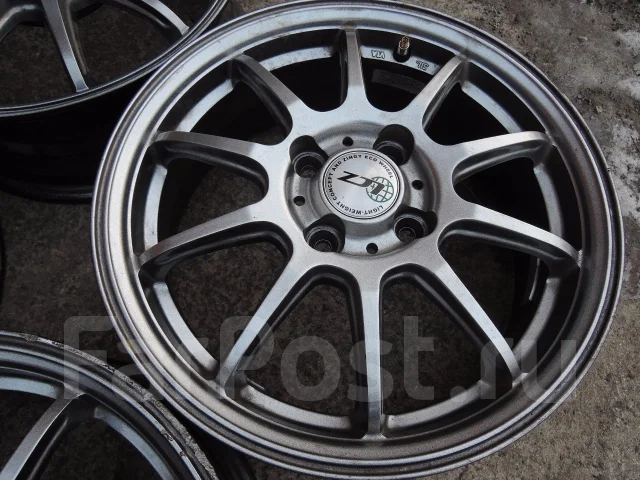 Cosmic ZR-7. 5.5x15", 4x100, ET45 ����
