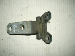 Крепление боковой двери. Toyota Camry, SV32 Двигатель 3SFE