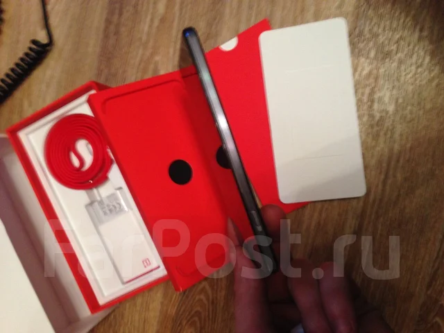 OnePlus One. �/� ����