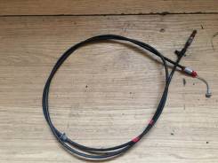 Тросик замка капота. Toyota Grand Hiace, KCH10, KCH10W, KCH16, KCH16W, VCH10, VCH10W, VCH16, VCH16W Toyota Touring Hiace, KCH40, KCH40W, KCH46, KCH46W...