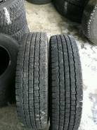 Bridgestone Blizzak Revo 969. Зимние, без шипов, 2012 год, 40 %, 2 шт
