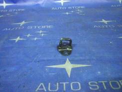 Замок крышки багажника. Subaru Outback, BP9, BP, BPE Subaru Legacy, BP5, BP9, BP, BPE Двигатели: EZ30, EJ25, EJ20X, EJ20Y, EJ253, EJ255, EZ30D, EJ203...