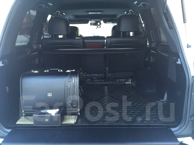 Lexus LX570. �������, 4wd, 5.7, ������, 16 000����. �� ����
