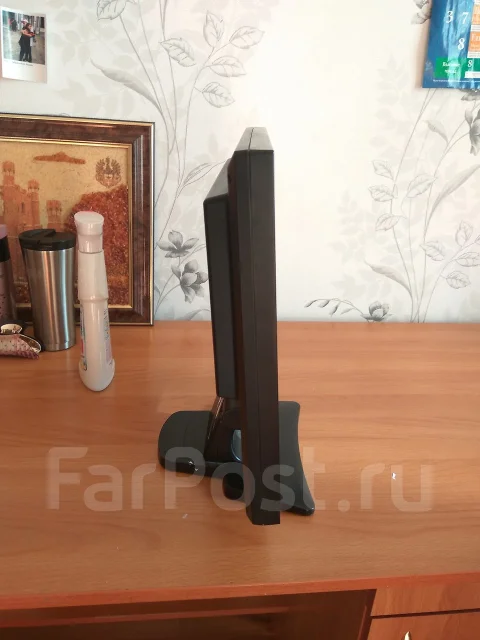 Iiyama ProLite E430-W ����
