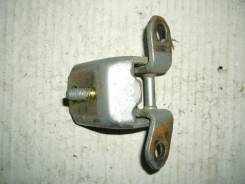 Крепление боковой двери. Nissan March, AK12 Двигатель CR12DE