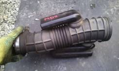 Патрубок воздухозаборника. Honda MDX, UA-YD1, YD1, CBA-YD1, CBAYD1, UAYD1 Acura MDX Двигатель J35A