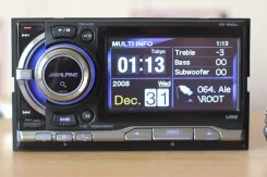 Alpine IXA-W404J ����