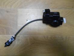 Замок лючка бензобака. Lexus GX460, URJ150 Двигатель 1URFE