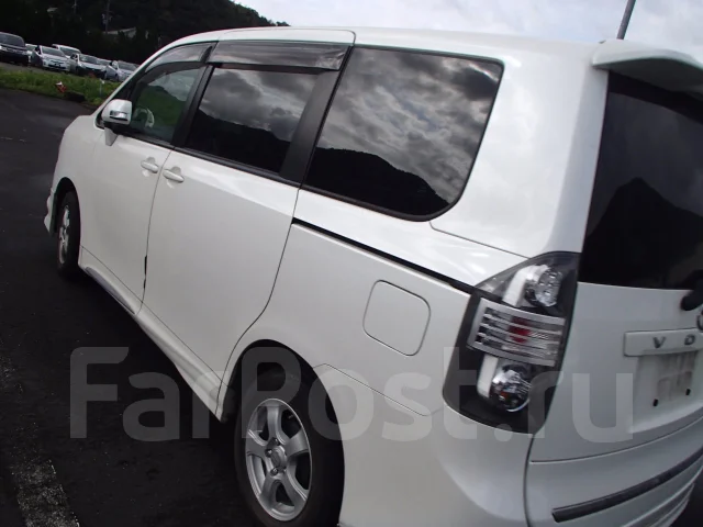 Toyota Voxy. ZRR700090757, 3ZR4112467 ����