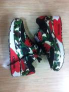 Кроссовки. 42