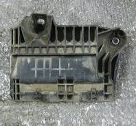 Кронштейн под аккумулятор. Ford Mondeo, BE, BG, BD Двигатели: AOBC, QXBA, AOBA, QXBB, TBBA, SEBA, UFBA, HUBA, Q4BA, KGBA, PNBA