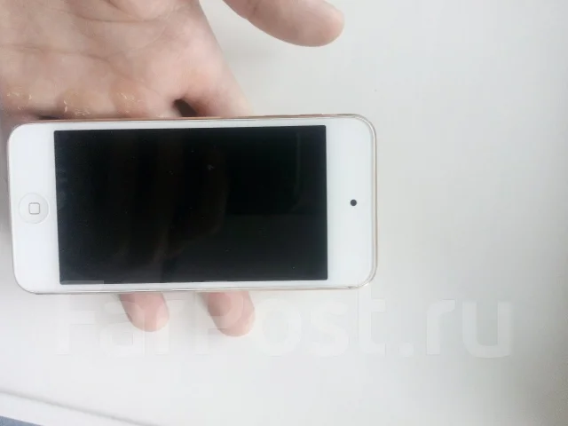 Apple iPod touch 6. ����
