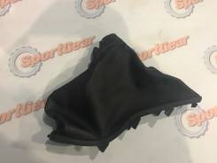 Кожух ручки ручника. Subaru Forester, SG5, SG9, SG, SG69, SG9L Двигатели: EJ203, FB253, EJ253