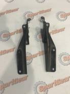 Крепление капота. Subaru Forester, SG5, SG9, SG Двигатели: EJ203, EJ202, EJ205, FB253, EJ253, EJ255