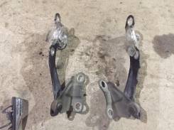 Крепление капота. Toyota Cresta, JZX90, LX90, SX90, GX90 Toyota Mark II, GX90, LX90, JZX90, SX90 Toyota Chaser, SX90, LX90, JZX90, GX90
