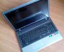 Samsung 355V5C. 15.6", ��� 6 ��, ���� 750���, WiFi, Bluetooth, ����������� �� 4��. ����