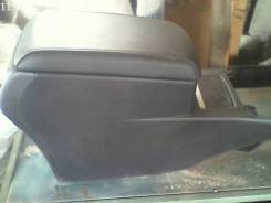 Подлокотник. Toyota Camry, ASV50, AVV50, GSV50