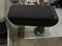 Подлокотник. Mercedes-Benz A-Class, w168