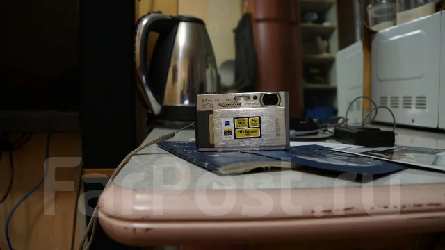Sony Cyber-shot DSC-T500. 10 - 14.9 ��, ���: 10� ����