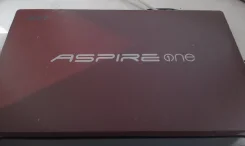 Acer Aspire One D255-2BQkk. 10.1", 1,7����, ��� 1024 ��, ���� 250���, WiFi, ����������� �� 3��. ����