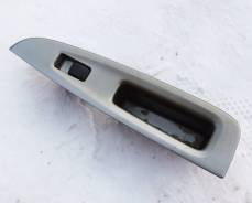 Кнопка стеклоподъемника. Toyota Mark II Wagon Blit, GX110, GX110W, GX115, GX115W, JZX110, JZX110W, JZX115, JZX115W Toyota Verossa, GX110, GX115, JZX11...