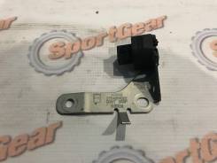 Датчик ускорения. Subaru Forester, SG5 Subaru Impreza, GDB Двигатели: EJ204, EJ254, FB204, EJ207