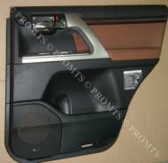 Обшивка двери. Toyota Land Cruiser, J200, VDJ200, GRJ200, URJ200, UZJ200