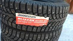 Bridgestone Blizzak Spike-01. Зимние, шипованные, без износа, 4 шт