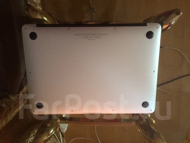 Apple MacBook Air 13 2011 Mid. 13.3", 1 800����, ��� 4 ��, ���� 256���, WiFi: 1, Bluetooth: 1, ����������� �� 5��. ����