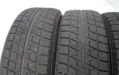 Bridgestone Blizzak Revo2. Зимние, без шипов, 2012 год, износ: 20%, 2 шт