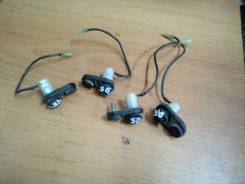Датчик открытия двери, концевик двери. Toyota Sprinter Carib, AE95, AE95G Двигатели: 4AFE, 4AFHE