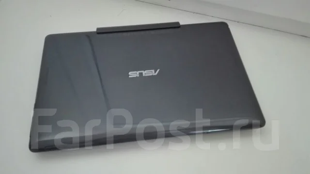 Asus Transformer Book T100TA. 10.1", 1,8����, ��� 2048 ��, ���� 32���, WiFi: 1, Bluetooth: 1 ����