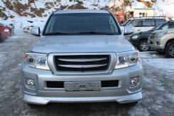 Решетка радиатора. Toyota Land Cruiser, VDJ200, URJ202W, UZJ200W, URJ202, UZJ200